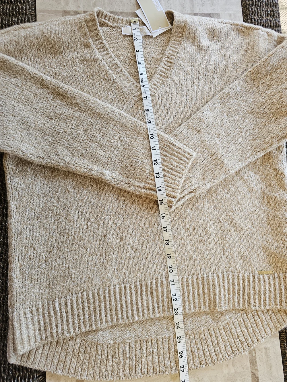 Michael Kors Neutral V-Neck Sweater in Beige Heather